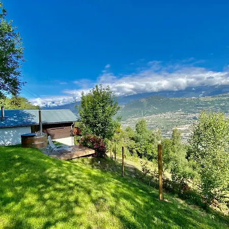 Eco With Jacuzzi And View In The Swiss Alps Chalet *