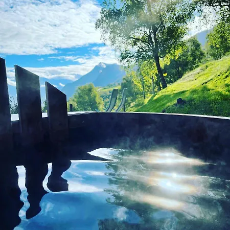 Le Mayen De Lucien Et Therese - Jacuzzi, Valais 格荣